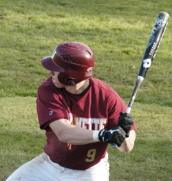 Bearcats Produce 15 Hits in 9-6 Win over Oregon Tech