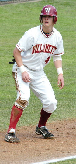 Hendrix Scores Four Runs in Sixth Inning, Outscores Willamette, 6-3