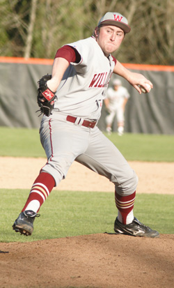 Jepsen's Complete-Game Finishes Doubleheader Sweep of Lewis & Clark