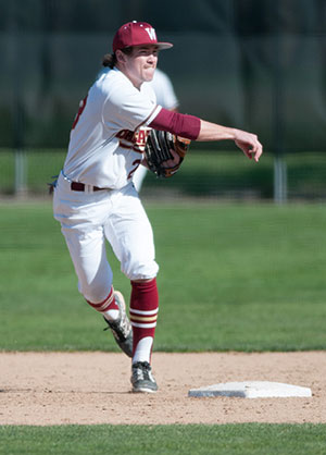 Bearcats Surge Past Pioneers for 14-3 Win to Sweep Series