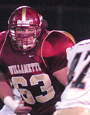 Bennett Plays in Aztec Bowl