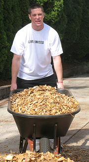 Bearcats Participate in United Way Days of Caring