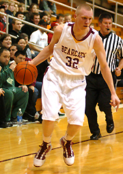 Bearcat Basketball Players Assist at Special Olympics Event