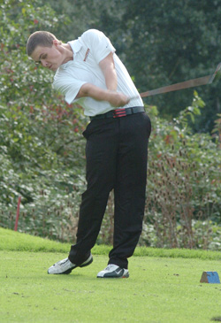Bearcats are Fourth after First Day of Willamette Invitational