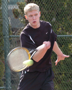Willamette Downs Whitworth 5-1 at NWC Tournament