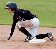 Bearcats Take Two From Boxers
