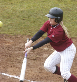 Willamette Rallies, but Oregon Tech Pulls Away in 7th Inning, 15-8
