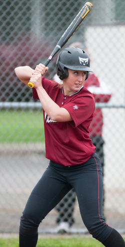 Bearcats and Pioneers Split NWC Softball Doubleheader