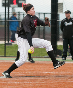 Big Sixth Inning Sends Concordia Past Bearcats, 9-4
