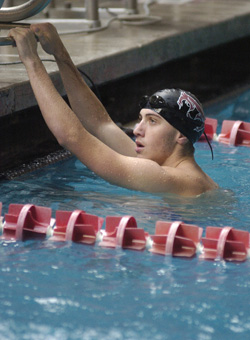 Willamette Men Finish Second, Women Take Third, at Orange County Invitational