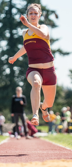 Daniel Wins Heptathlon, Kennedy Finishes First in Decathlon, at Bearcat Multi
