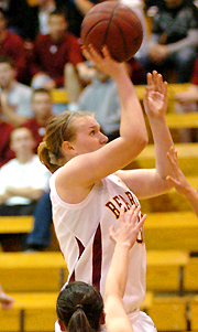 Women's Basketball Drops Opener at Concordia, 96-66