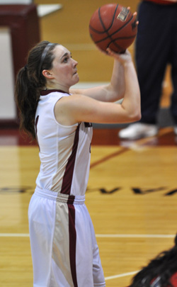 Jensen Leads Pacific to 67-55 Win over Willamette