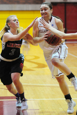 Whitman, Ranked #3 in NCAA Division III, Downs Bearcats in Walla Walla