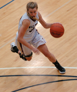 UC Santa Cruz Runs Past Bearcats, 77-51