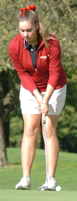Bearcats are Second in Team Standings after One Day of Willamette Invitational