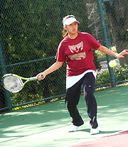 Willamette Blanks Pacific, 9-0
