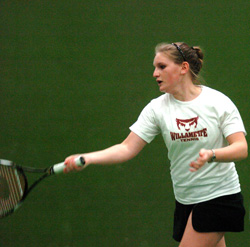 Willamette Rolls Past Occidental, 8-1, in Women's Tennis