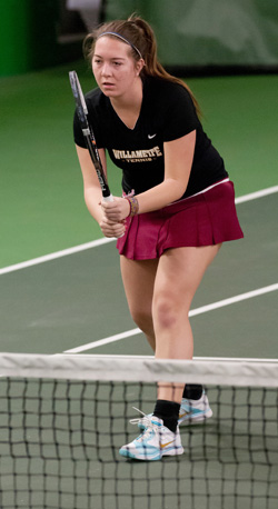 Bearcats Fall to Pioneers, 8-1, in Women's Tennis