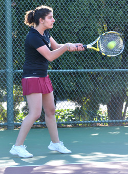 Bearcat Women's Tennis Team Receives ITA All-Academic Recognition