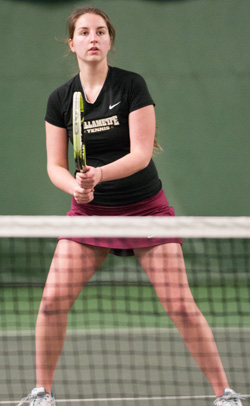 Bearcats Defeat Spokane 8-1 in Women's Tennis Exhibition