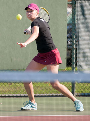 George Fox Wins Two Matches with Bearcats, 6-3 and 8-1