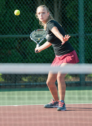 College of Idaho Defeats Bearcats, 6-3, in Women's Tennis