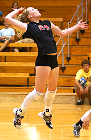 Bearcats Knock Out Boxers, 3-0