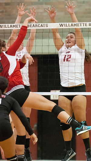 George Fox Sweeps Past Bearcats 3-0 in Volleyball